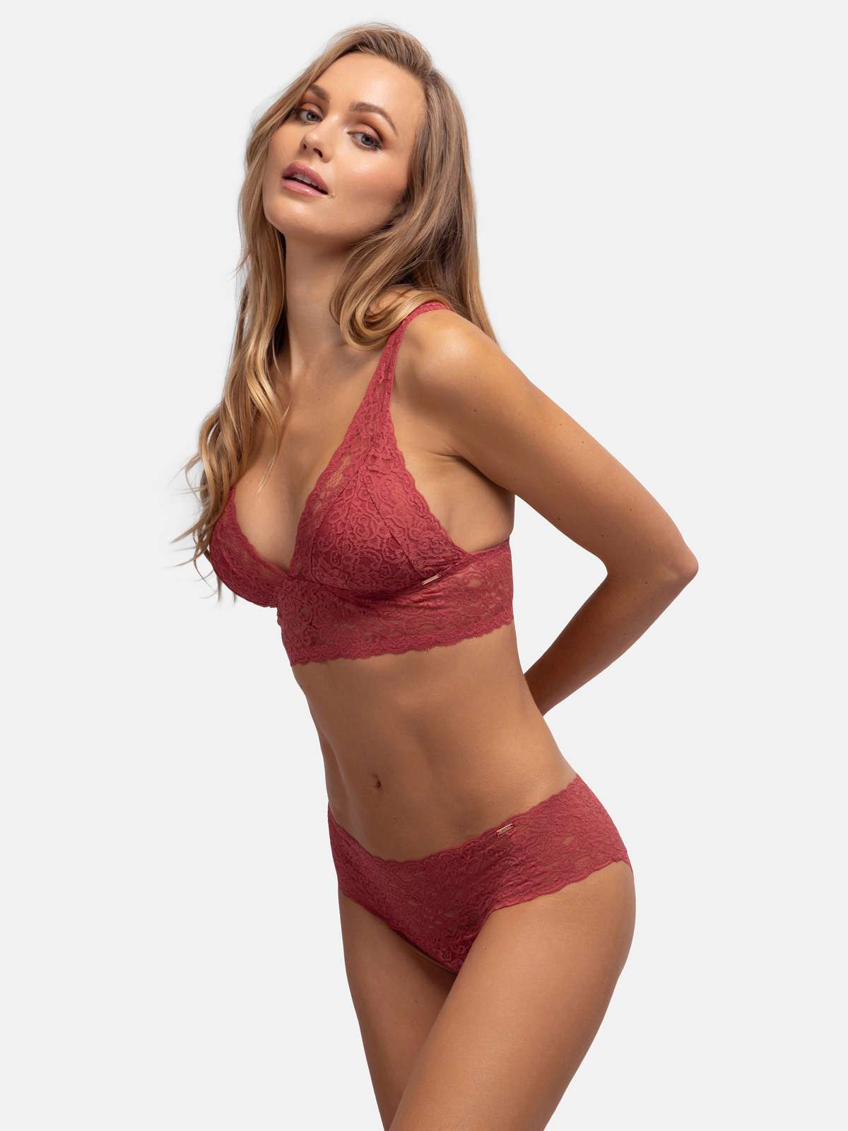 Lana 3pp Brief