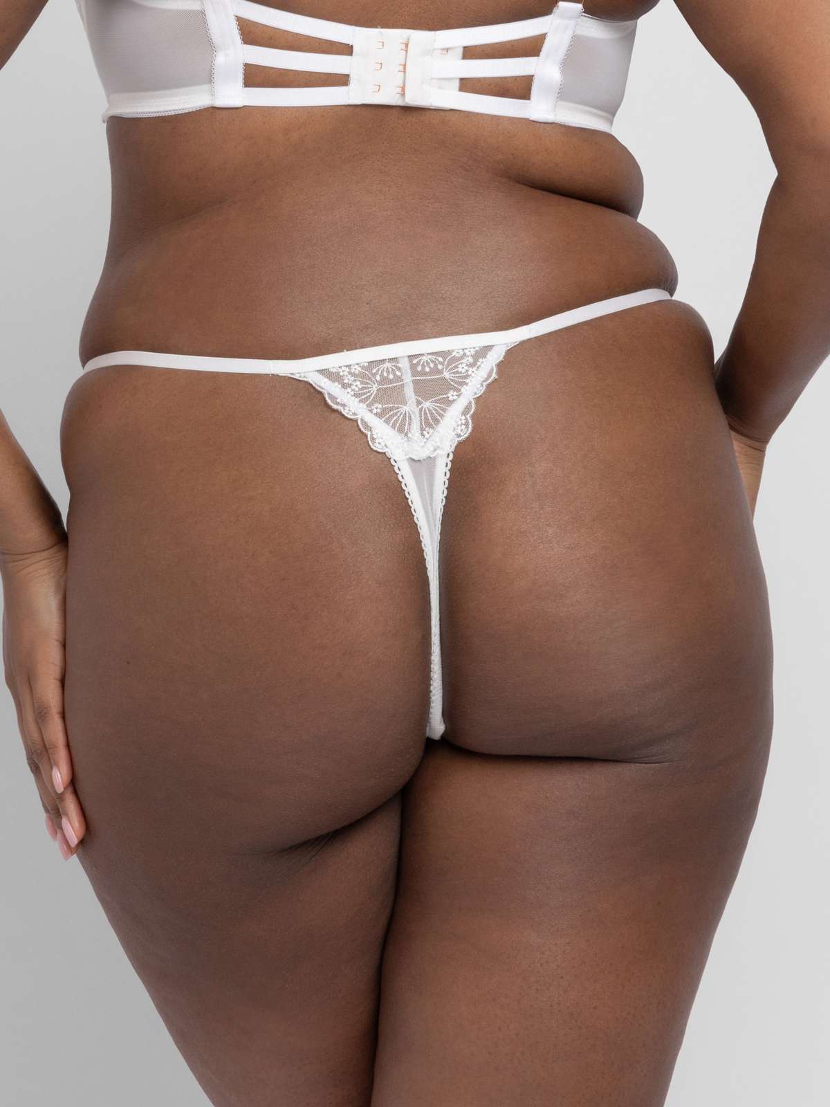 Yelena Thong