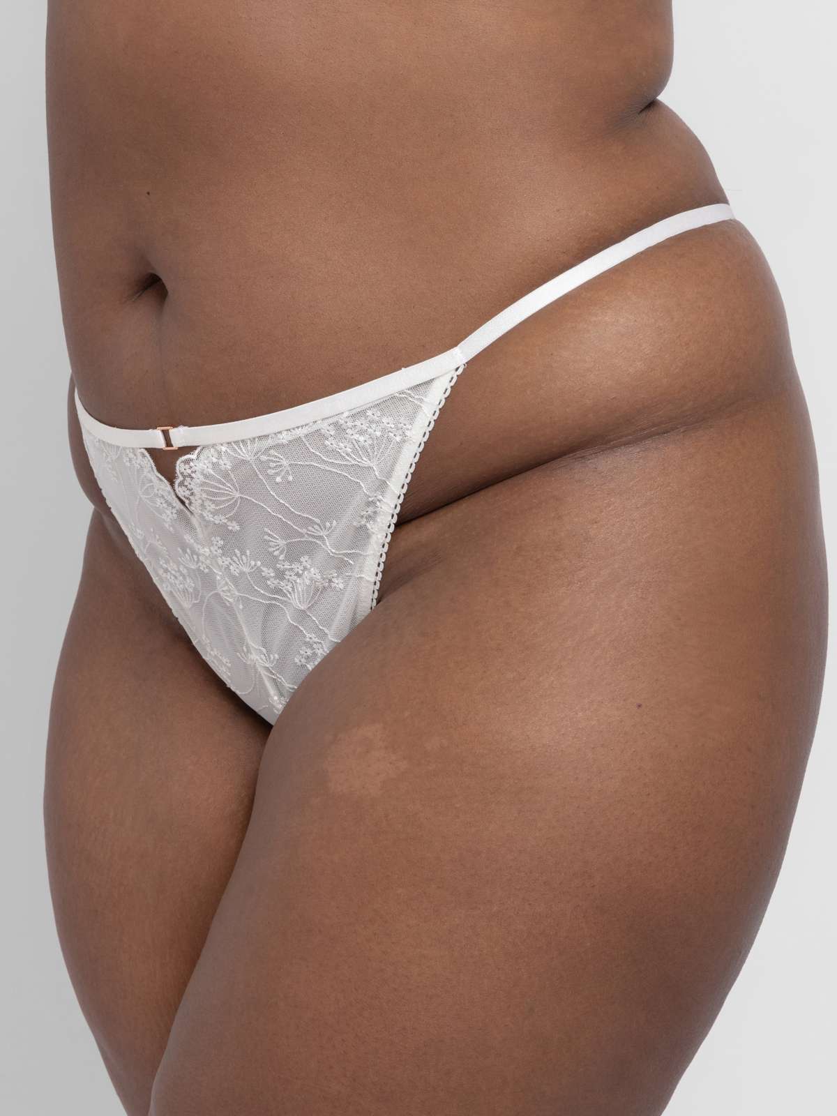 Yelena Thong